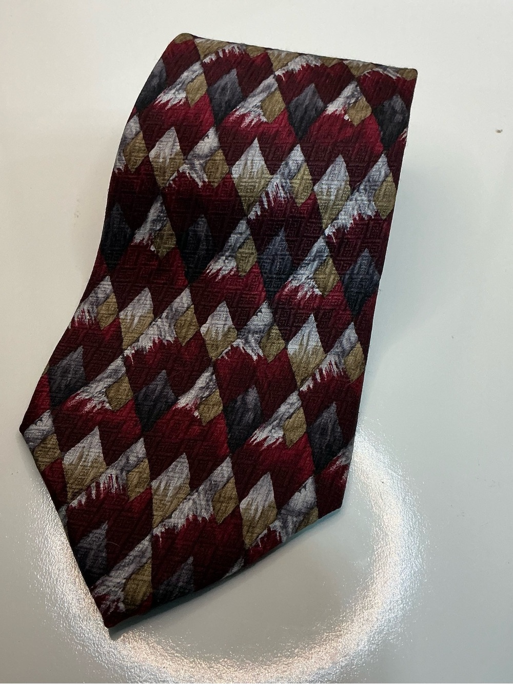 Pierre Cardin 100% Silk Abstract Diamond Tie Burgundy Gray Gold Designer Neckt